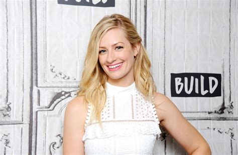 Beth Behrs Measurements: Height, Weight & More